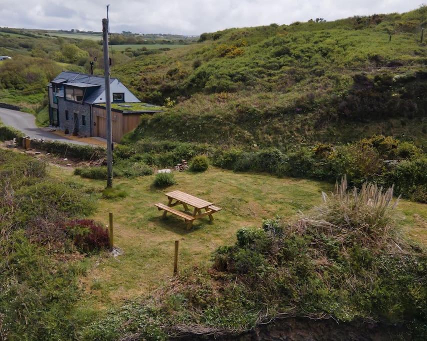 Cliff-Top Cottage On Coast Path W/Panoramic Views Trevine Zewnętrze zdjęcie