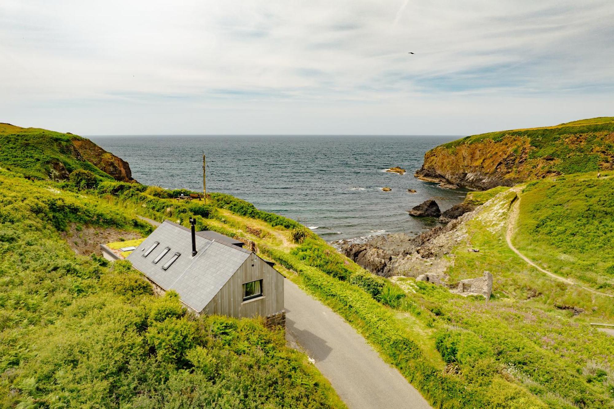 Cliff-Top Cottage On Coast Path W/Panoramic Views Trevine Zewnętrze zdjęcie