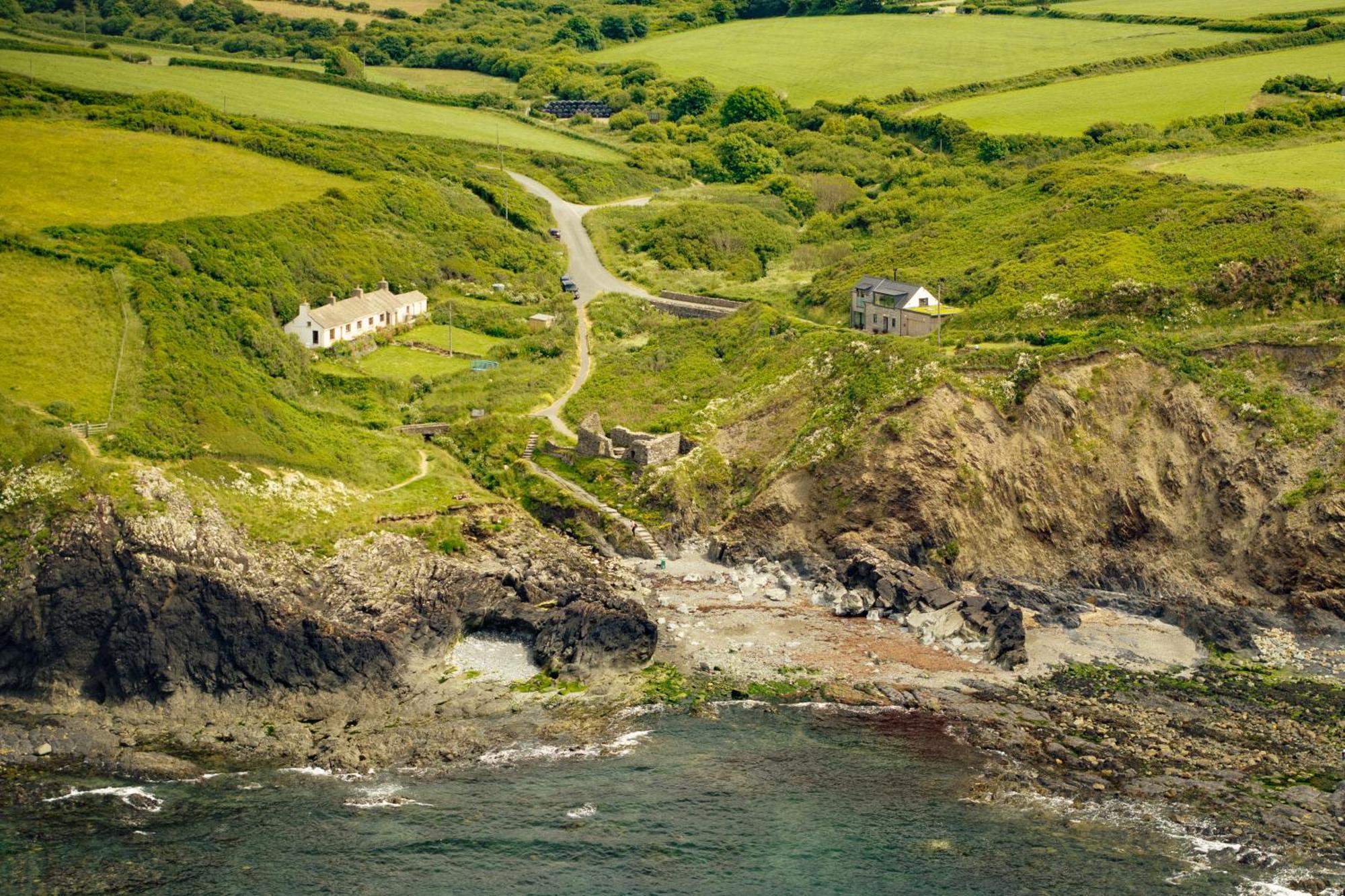 Cliff-Top Cottage On Coast Path W/Panoramic Views Trevine Zewnętrze zdjęcie